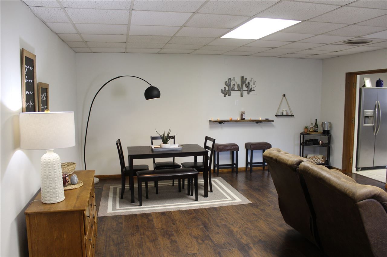 216 S Cherry St, Shell Rock, IA 50670